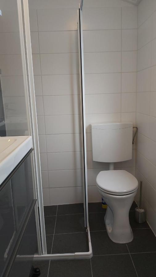 Ruim En Gezellig Chalet Voor 2 Personen Op De Veluwe Recreatiepark De Oude Driest プッテン エクステリア 写真